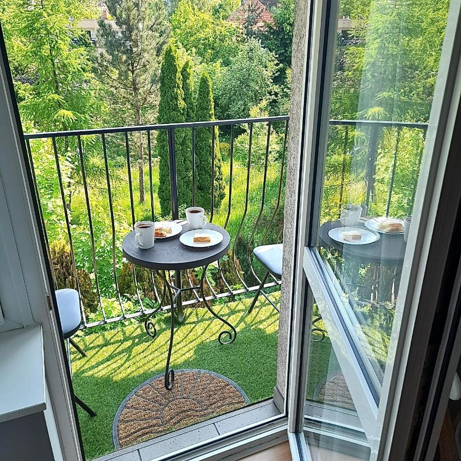 Apartament Deluxe Єленя-Ґура Екстер'єр фото